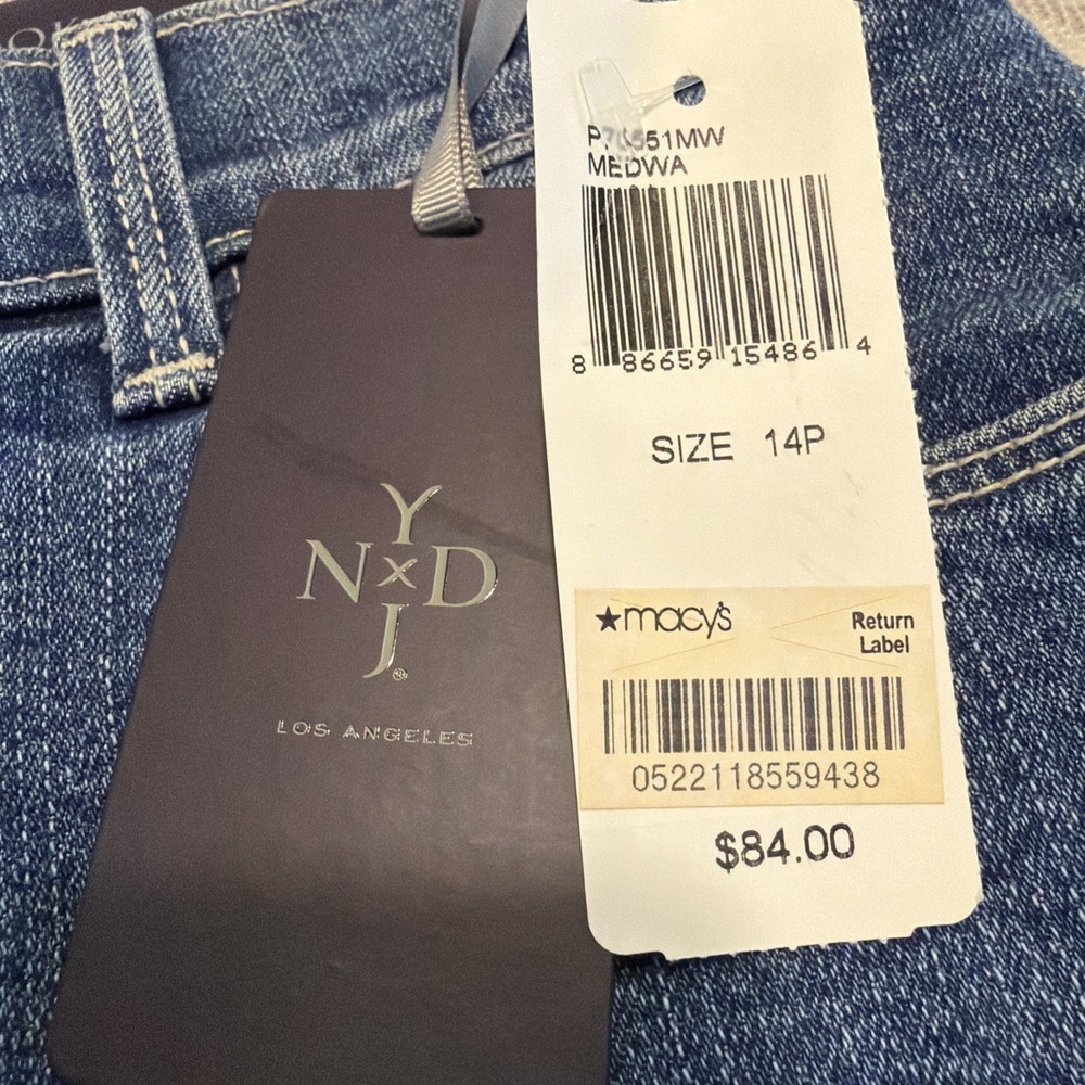 New NYDJ Marilyn Button Hem Straight Leg Capri Cuffed Jeans 14P/W34/L19 - Picture 2 of 13